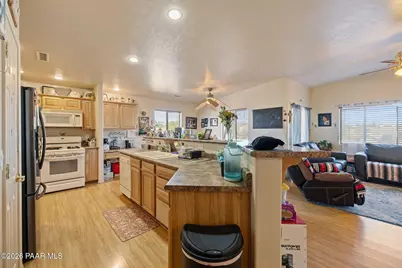 4341 N Saratoga Drive, Prescott Valley, AZ 86314 - Photo 6