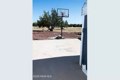 27585 W El Oro Drive, Seligman, AZ 86337 - Photo 38