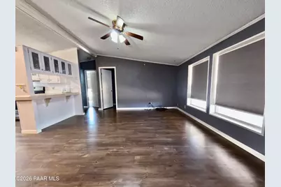 27585 W El Oro Drive, Seligman, AZ 86337 - Photo 6