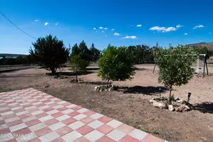 27585 W El Oro Dr, Seligman, AZ 86337 - Photo 36