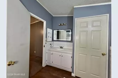 27585 W El Oro Drive, Seligman, AZ 86337 - Photo 16