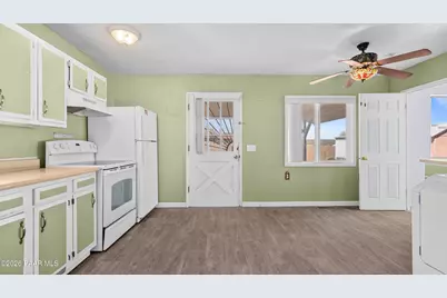236 W Venice Way, Paulden, AZ 86334 - Photo 14