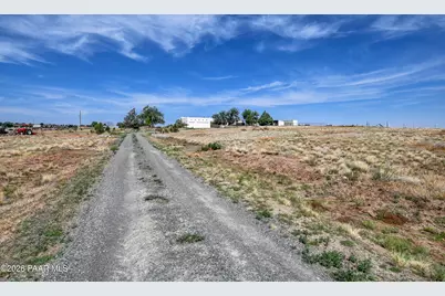 7610 N Lawrence Lane, Prescott Valley, AZ 86315 - Photo 36