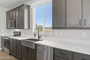 576 N Sioux Dr, Chino Valley, AZ 86323 - Photo 14