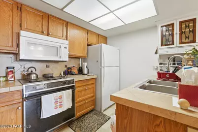 2180 S Resort Way #7f, Prescott, AZ 86301 - Photo 8
