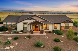 10401 Desert Winds Wy, Prescott Valley, AZ 86315 - Photo 2