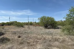 16765 Cordes W Cir, Mayer, AZ 86333 - Photo 1