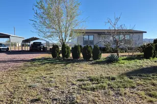 1585 W Ranch House Rd, Paulden, AZ 86334 - Photo 1