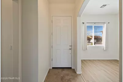 6818 E Hetley Place #5, Prescott Valley, AZ 86314 - Photo 4