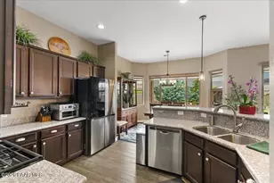 5698 N Bay Hill Ct, Prescott Valley, AZ 86314 - Photo 16