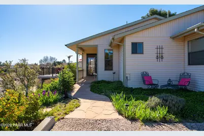 749 N Zuni Trail, Dewey-Humboldt, AZ 86327 - Photo 2