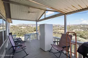 500 N Old Coach Trail, Dewey-Humboldt, AZ 86327 - Photo 2