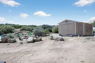 500 N Old Coach Trail, Dewey-Humboldt, AZ 86327 - Photo 8