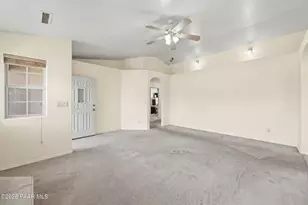 7388 E Scenic Way, Prescott Valley, AZ 86315 - Photo 8