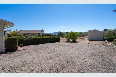 11487 E Western Sunset Drive, Dewey-Humboldt, AZ 86327 - Photo 26