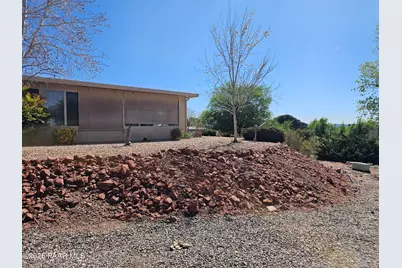10075 E Dapple Grey Trail, Dewey-Humboldt, AZ 86327 - Photo 2