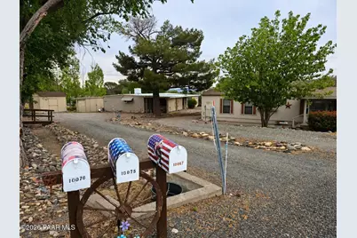 10075 E Dapple Grey Trail, Dewey-Humboldt, AZ 86327 - Photo 2