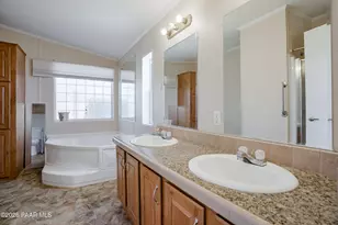 11800 E Henderson Rd, Dewey-Humboldt, AZ 86327 - Photo 16
