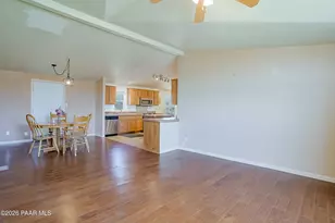 11800 E Henderson Rd, Dewey-Humboldt, AZ 86327 - Photo 6