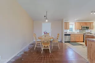 11800 E Henderson Rd, Dewey-Humboldt, AZ 86327 - Photo 6