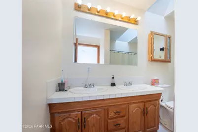 18059 S Country Club Drive, Peeples Valley, AZ 86332 - Photo 26