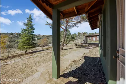 18059 S Country Club Drive, Peeples Valley, AZ 86332 - Photo 36