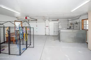 18059 S Country Clb Dr, Peeples Valley, AZ 86332 - Photo 30