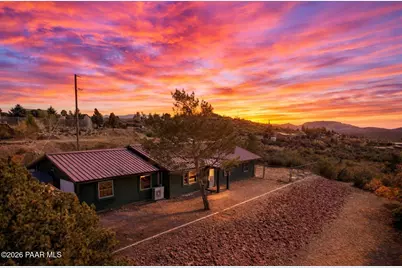 18059 S Country Club Drive, Peeples Valley, AZ 86332 - Photo 1