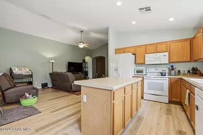 7454 E Shepherd Hill Lane, Prescott Valley, AZ 86315 - Photo 12