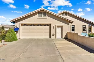 733 Pinon Oak Dr, Prescott, AZ 86305 - Photo 2