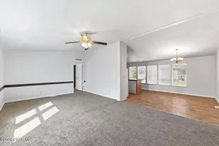 13861 S Spring Ln, Mayer, AZ 86333 - Photo 10