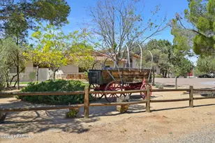 7310 N Old Cornfield Ln, Prescott, AZ 86305 - Photo 2