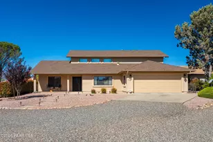 1240 N Buena Vista W, Dewey-Humboldt, AZ 86327 - Photo 2