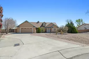1289 Peak View Dr, Chino Valley, AZ 86323 - Photo 2