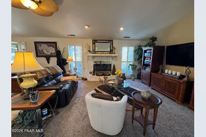 11558 E Turquoise Circle, Dewey-Humboldt, AZ 86327 - Photo 10