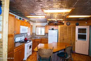 33744 W Gallina Rd, Seligman, AZ 86337 - Photo 6