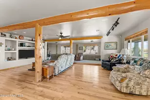 41050 N U S Hwy 60, Wickenburg, AZ 85390 - Photo 10