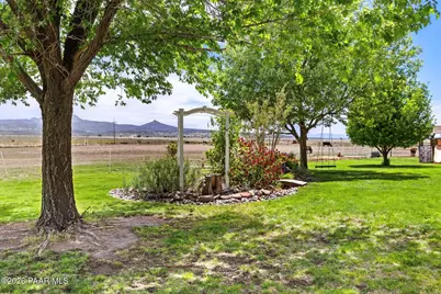 3900 W Runway Road, Paulden, AZ 86334 - Photo 10