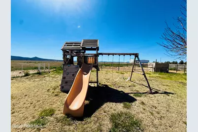 3900 W Runway Road, Paulden, AZ 86334 - Photo 16