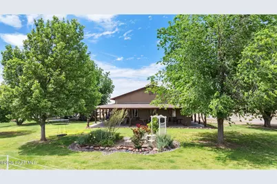 3900 W Runway Road, Paulden, AZ 86334 - Photo 8