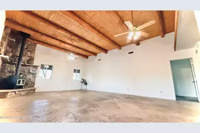 3900 W Runway Road, Paulden, AZ 86334 - Photo 18