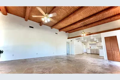 3900 W Runway Road, Paulden, AZ 86334 - Photo 14