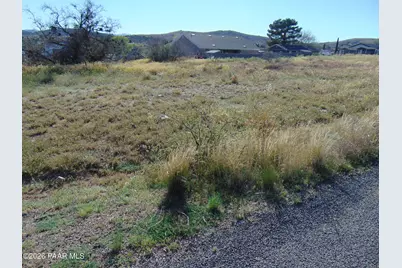 20201 E Saguaro Drive, Mayer, AZ 86333 - Photo 2