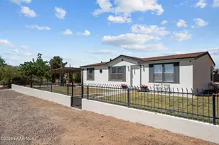 22550 W Henderson St, Congress, AZ 85332 - Photo 18