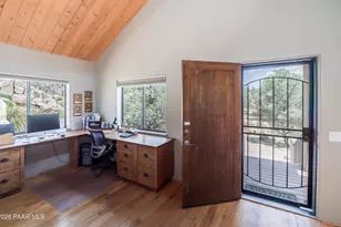 18250 Backwoods Trail, Peeples Valley, AZ 86332 - Photo 14