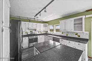 1211 N Susan Dr, Prescott, AZ 86301 - Photo 6