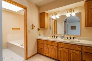 11808 E Stirrup High West Dr, Dewey-Humboldt, AZ 86327 - Photo 20