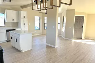 13627 E Scooter Ln, Mayer, AZ 86333 - Photo 4