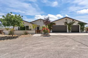 3860 Pura Vida Trl, Wickenburg, AZ 85390 - Photo 64
