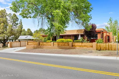 209 Robinson Drive, Prescott, AZ 86303 - Photo 1